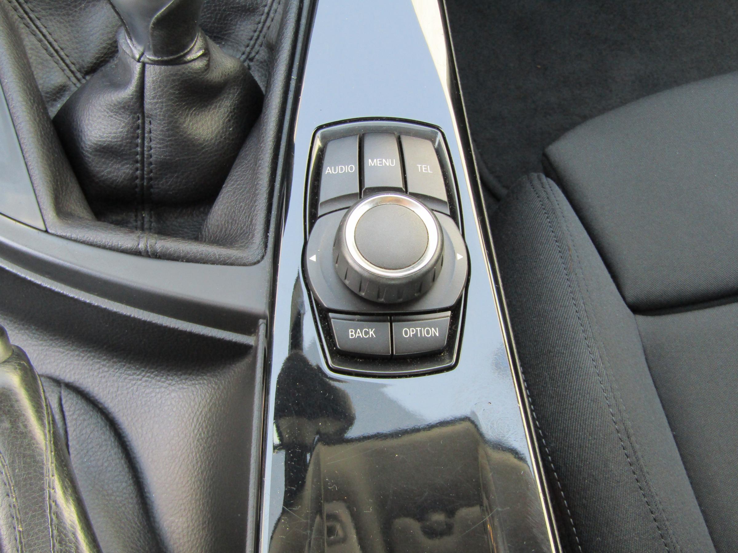 BMW Řada 3, 2012 - pohled č. 25