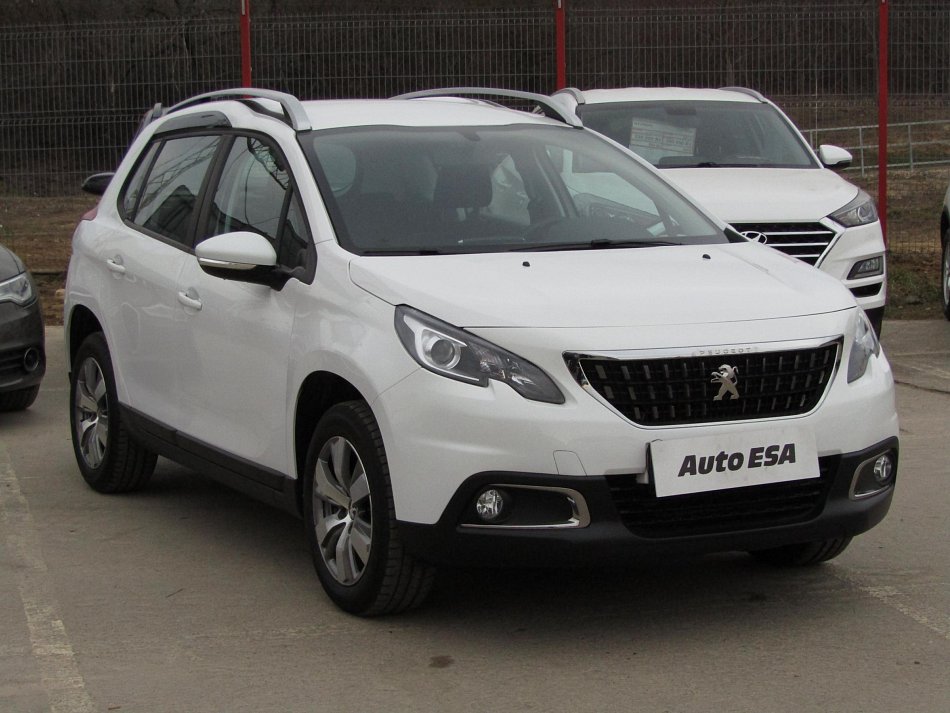 Peugeot 2008 1.2 PT 