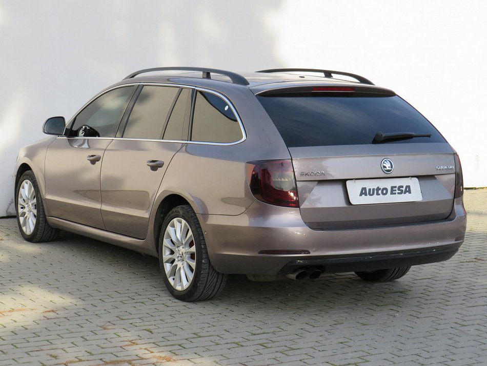 Škoda Superb II 2.0 TDi Ambition