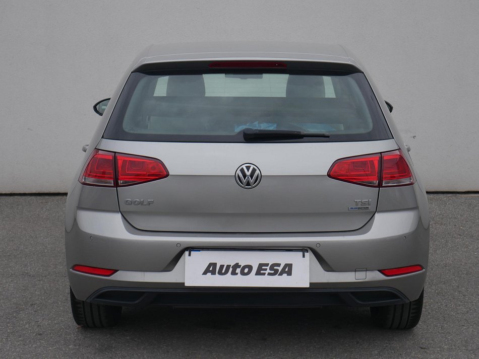 Volkswagen Golf 1.2 TSi 