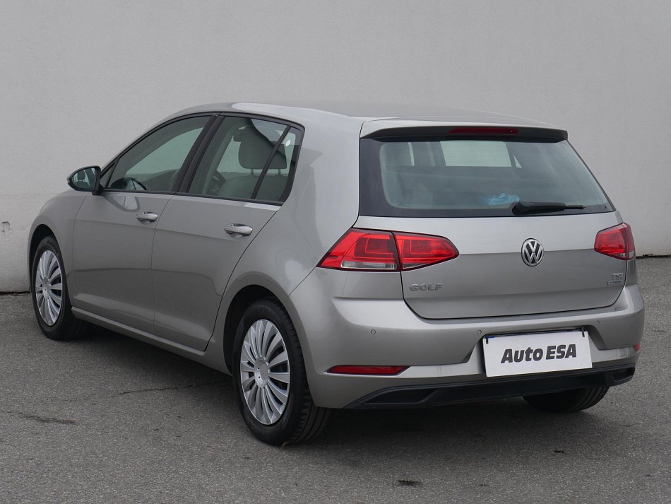 Volkswagen Golf 1.2 TSi 