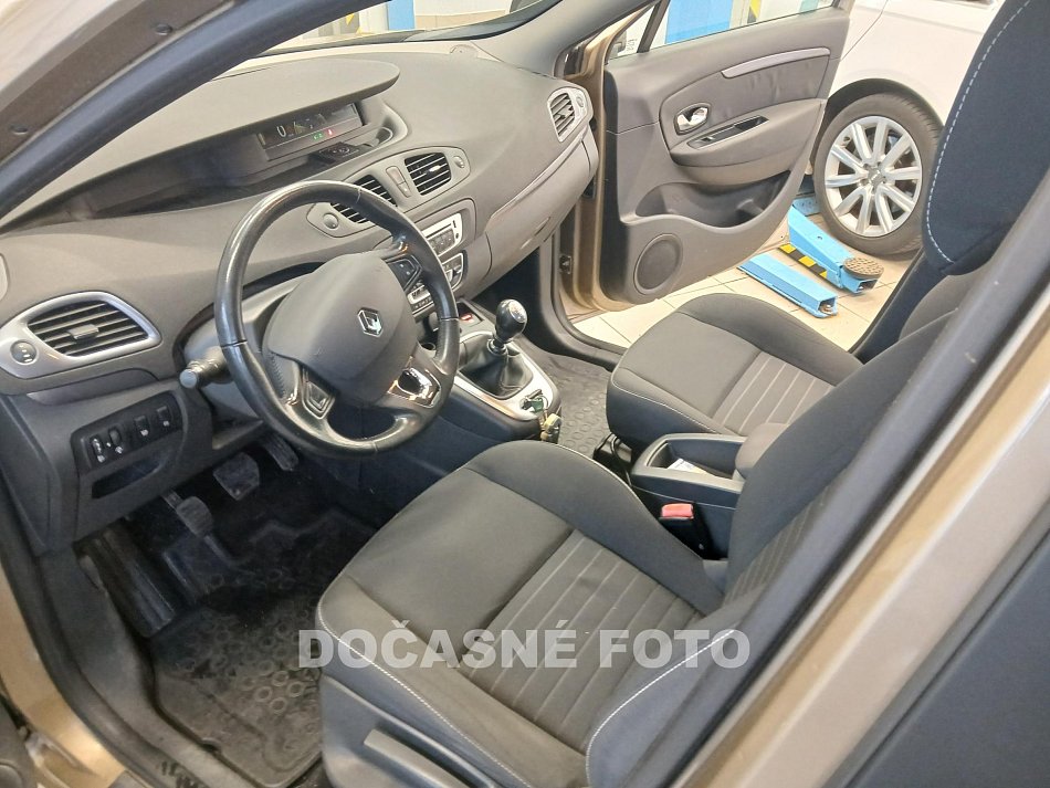 Renault Scénic 1.6 DCi 