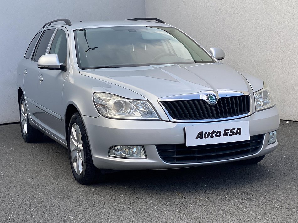 Škoda Octavia II 2.0 TDi Elegance