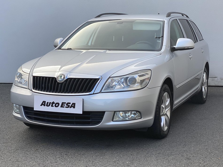 Škoda Octavia II 2.0 TDi Elegance