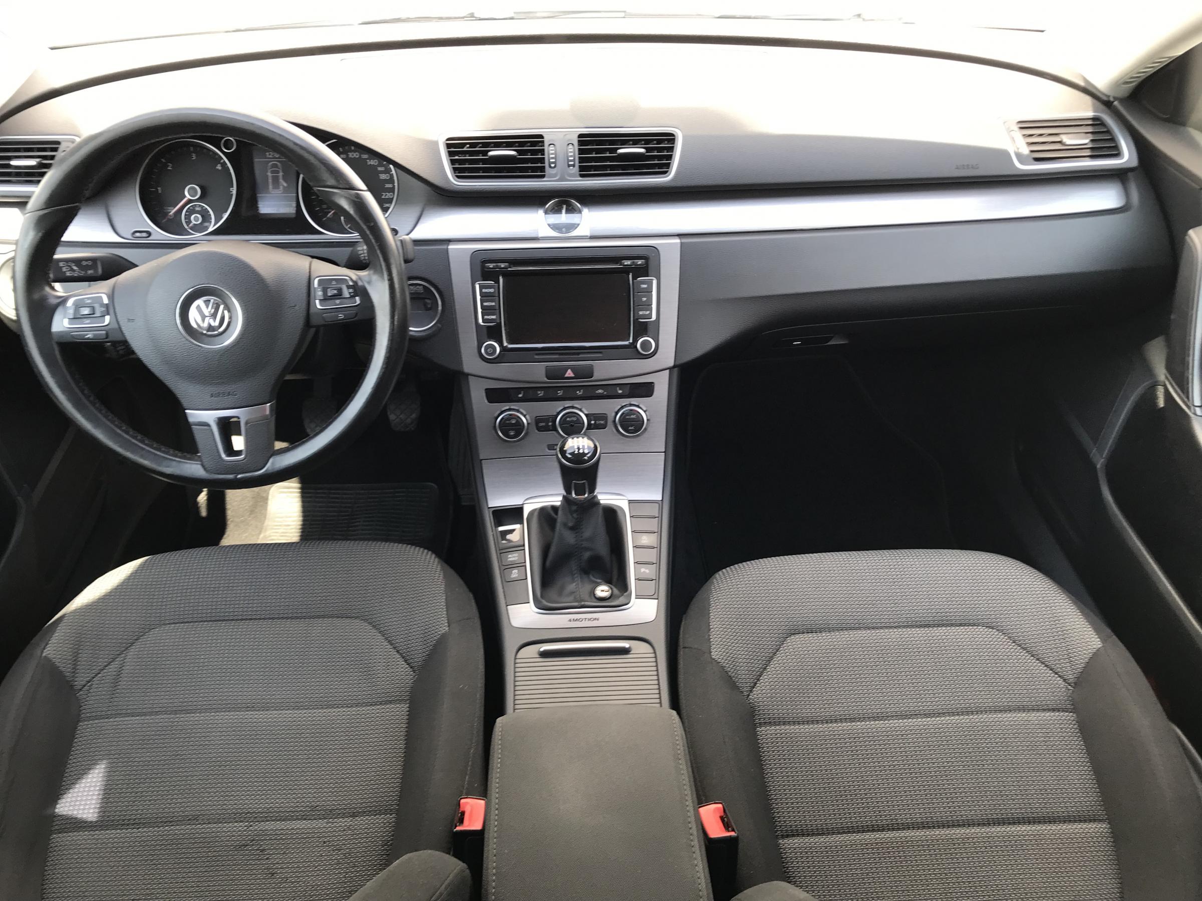 Volkswagen Passat, 2014 - pohled č. 12