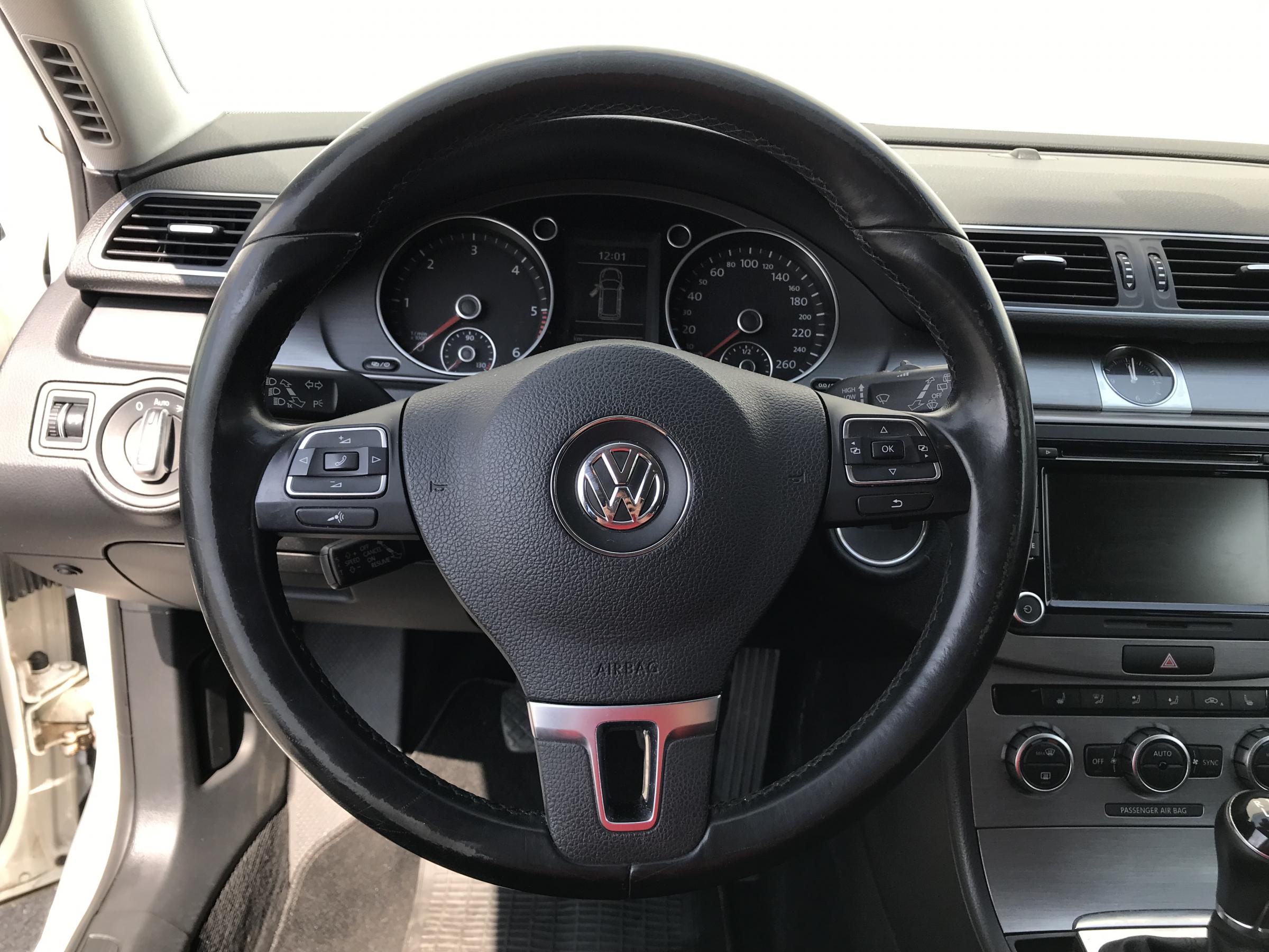 Volkswagen Passat, 2014 - pohled č. 13