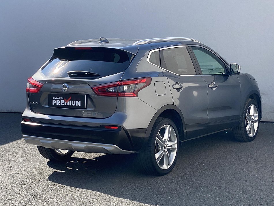 Nissan Qashqai 1.3 DiG-T N-Connecta