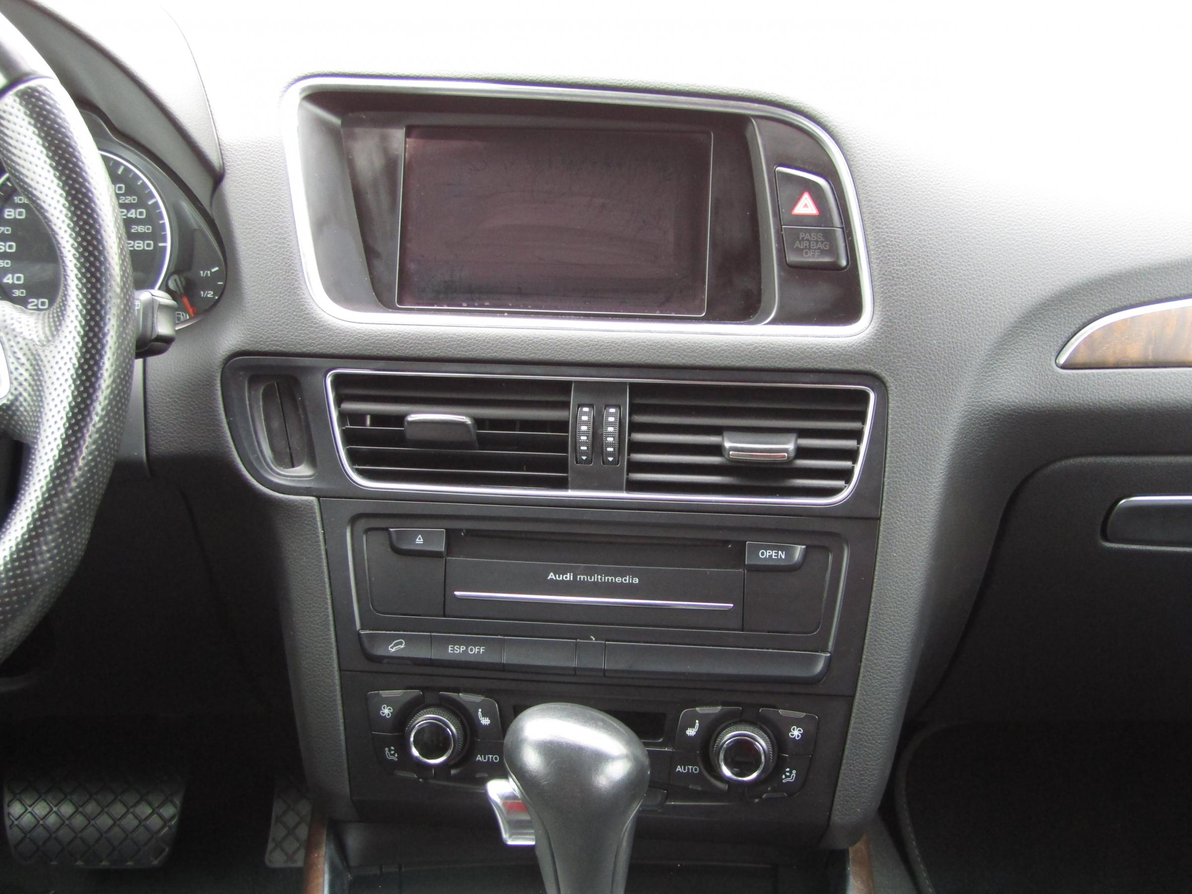 Audi Q5, 2009 - pohled č. 10