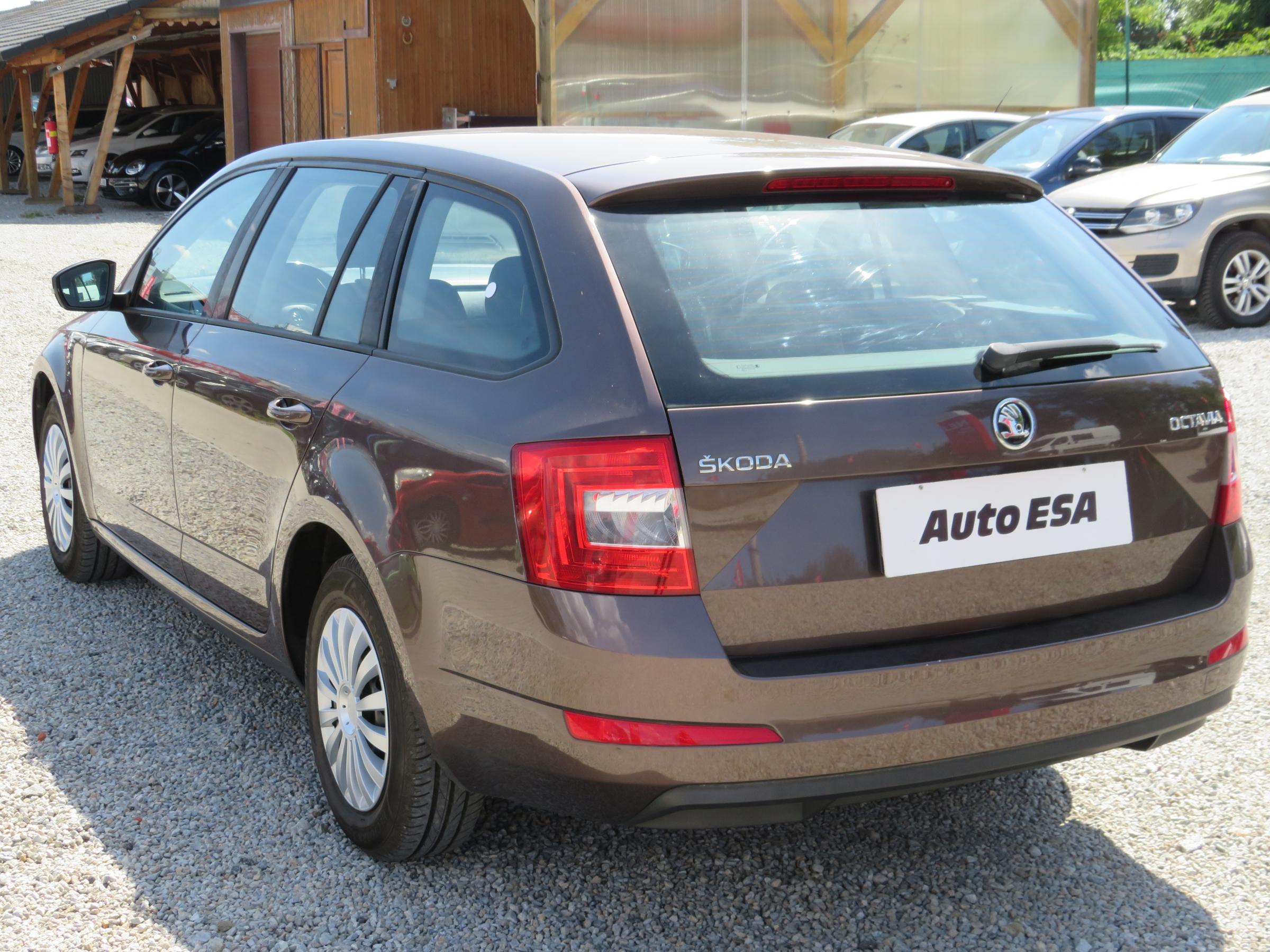 Škoda Octavia III, 2016 - pohled č. 6