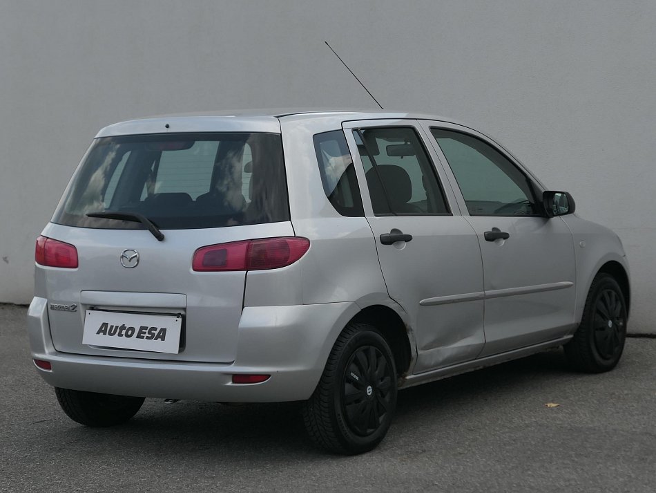 Mazda 2 1.2i 