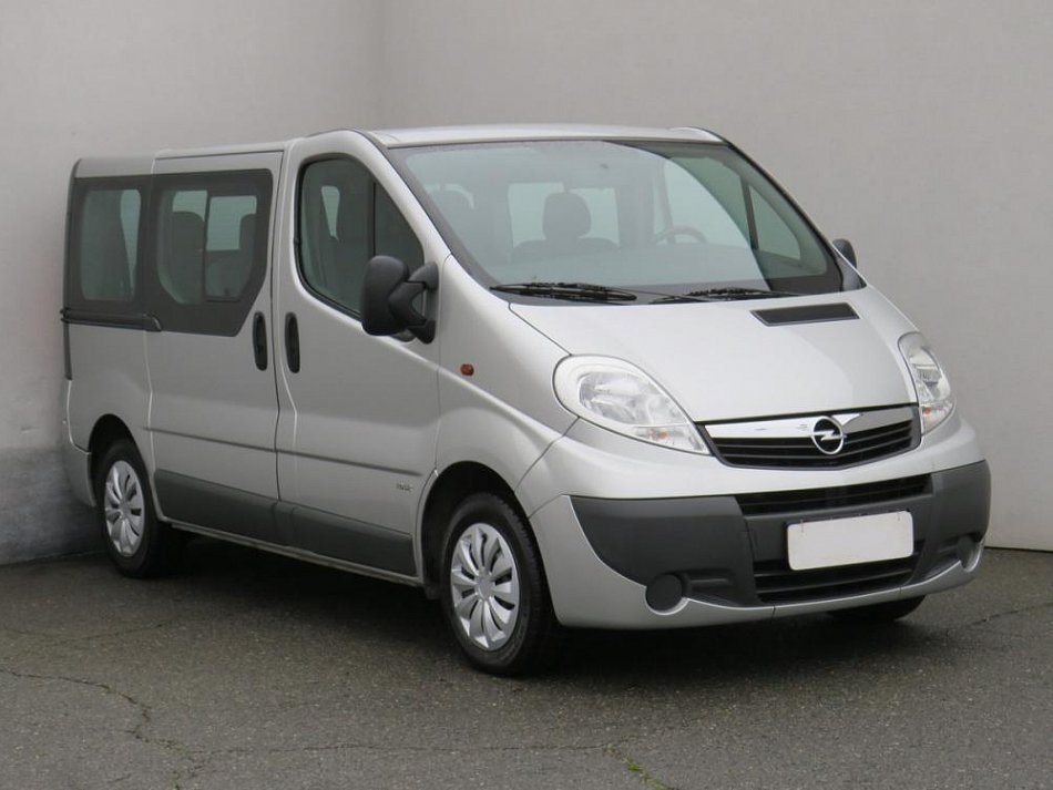 Opel Vivaro 2.0  Combi 2.0cdti L1H1 2900