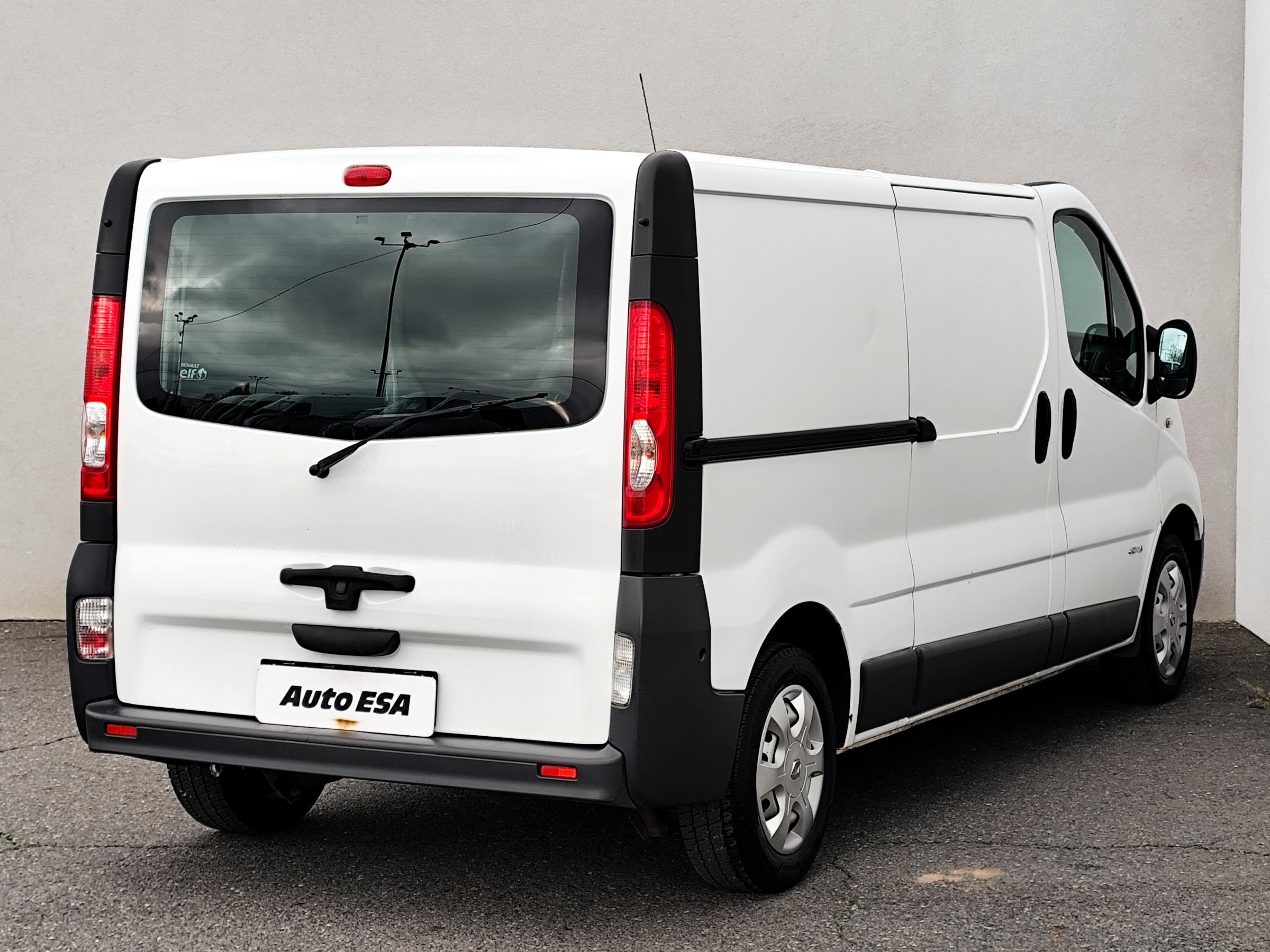 Renault Trafic, 2013 - pohled č. 4