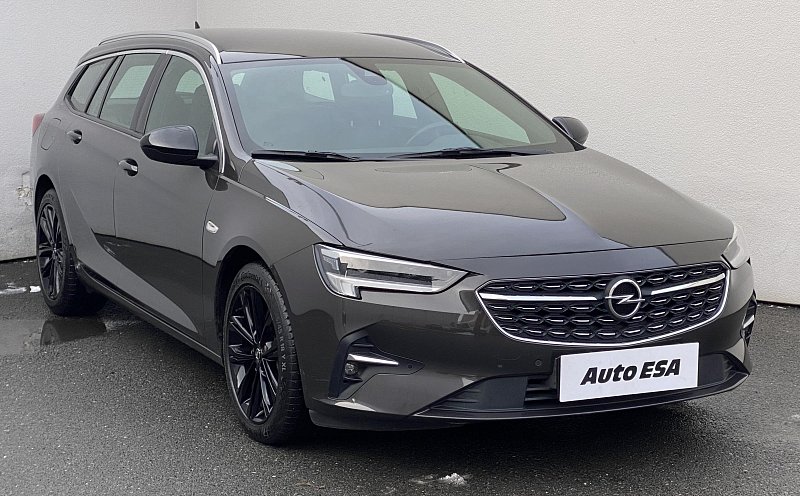 Opel Insignia 2.0 D Bussines Sports