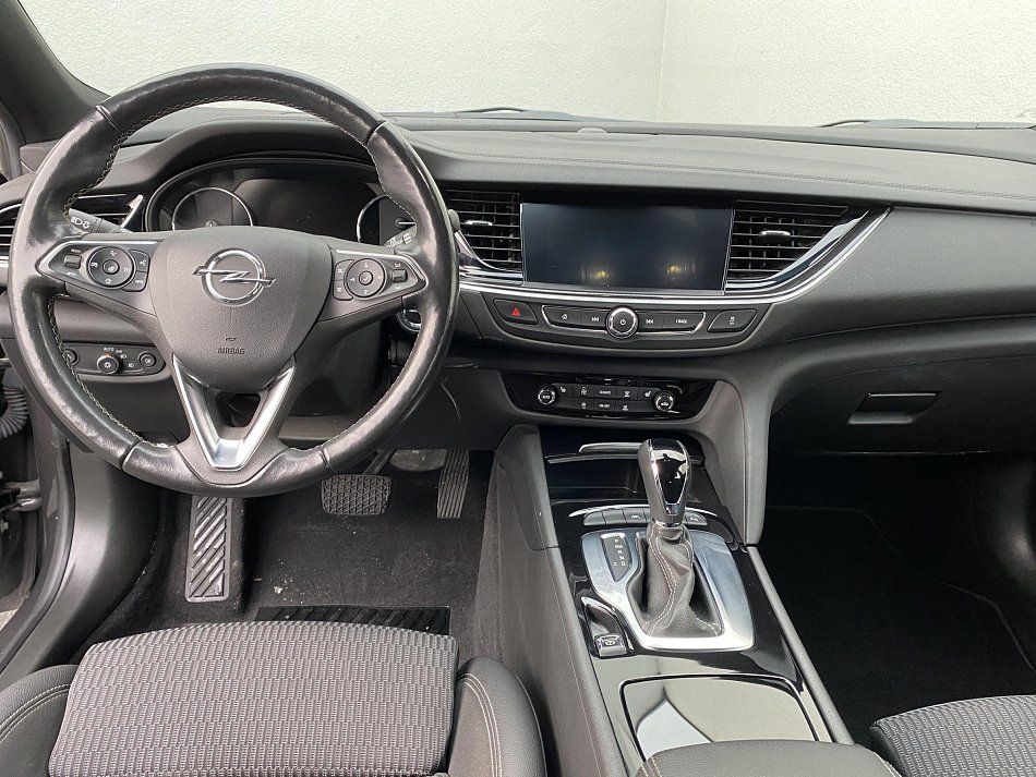 Opel Insignia 2.0 D Bussines Sports