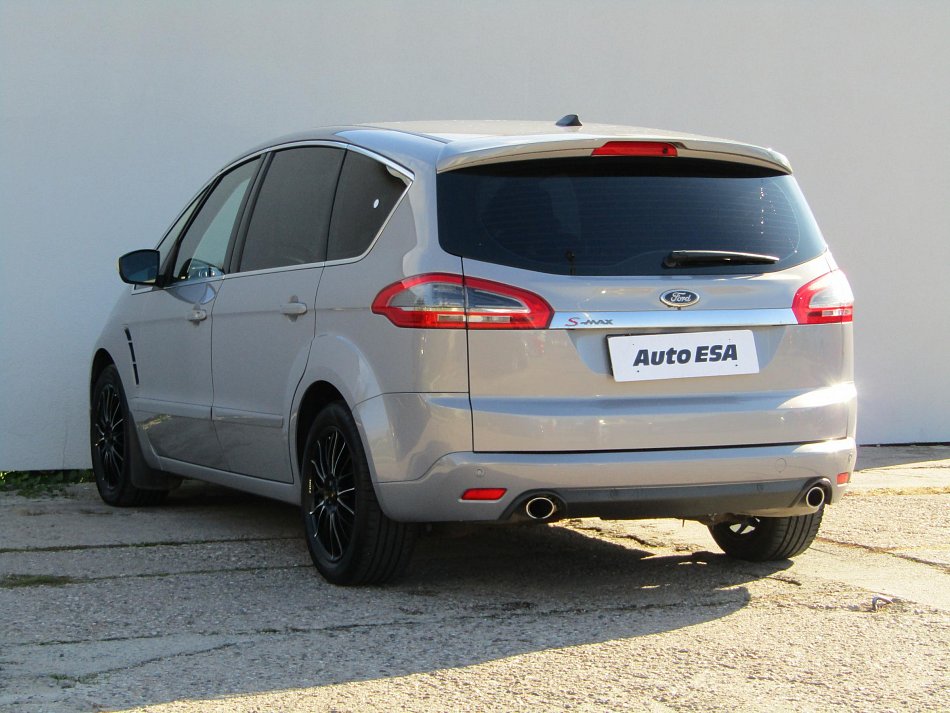 Ford S-MAX 2.2TDCi Titanium 7míst