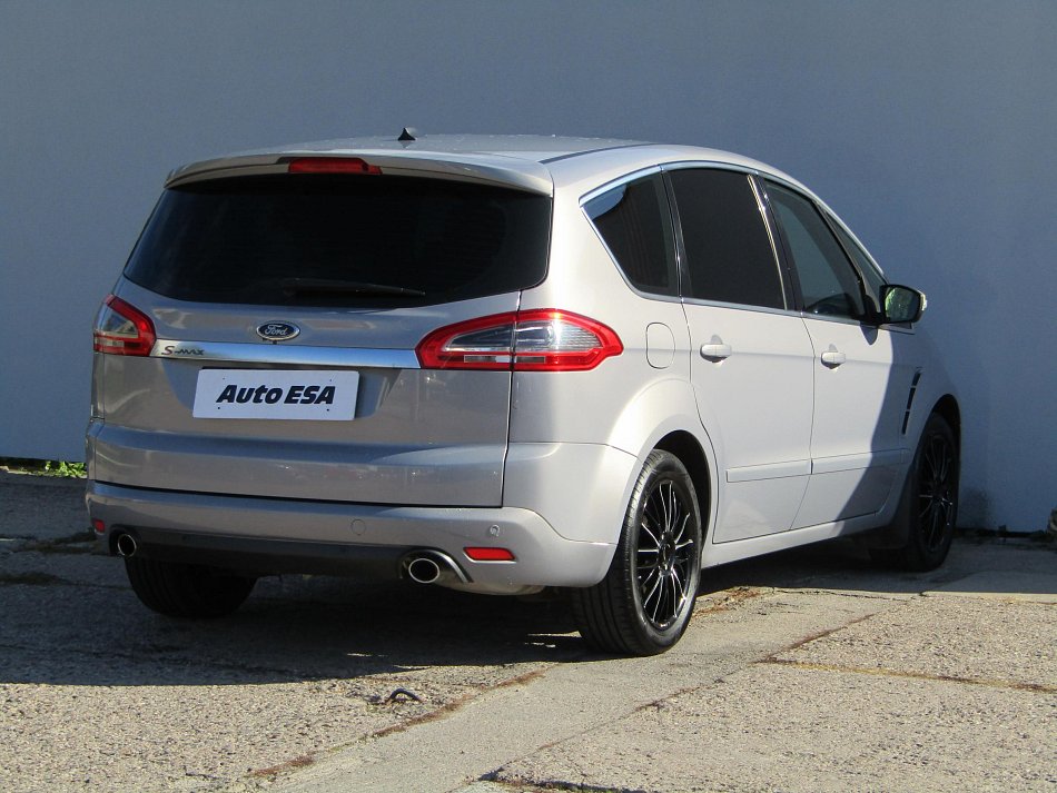 Ford S-MAX 2.2TDCi Titanium 7míst