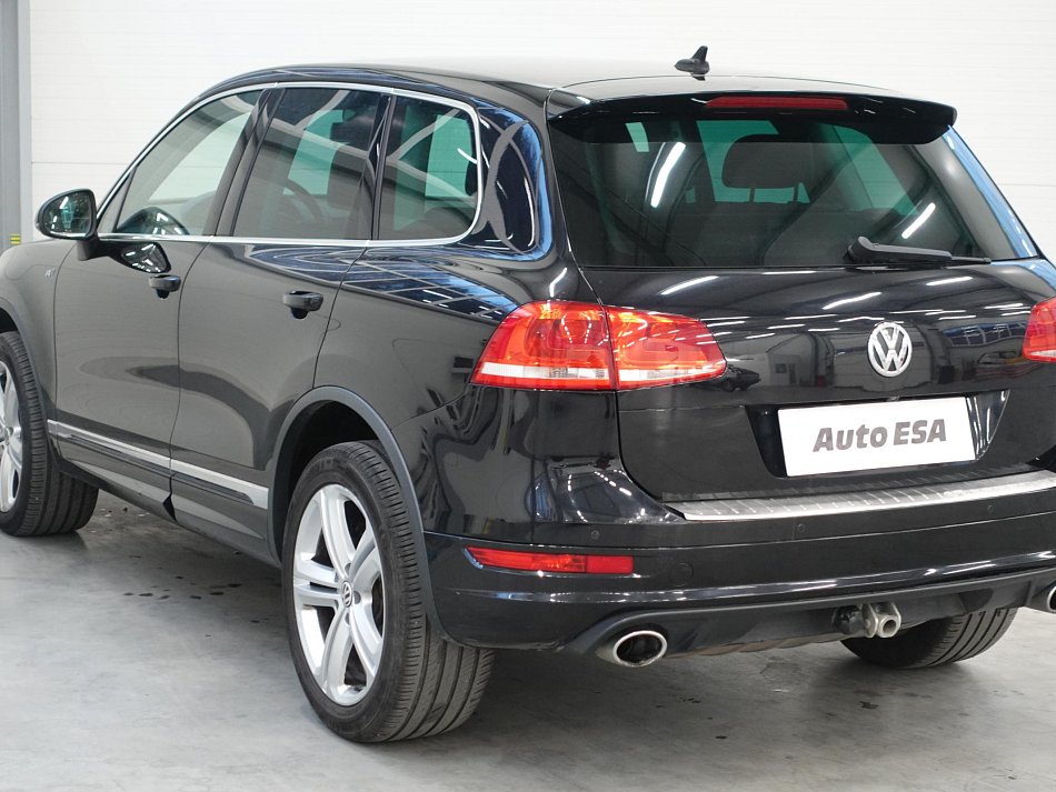 Volkswagen Touareg 3.0TDi  4x4