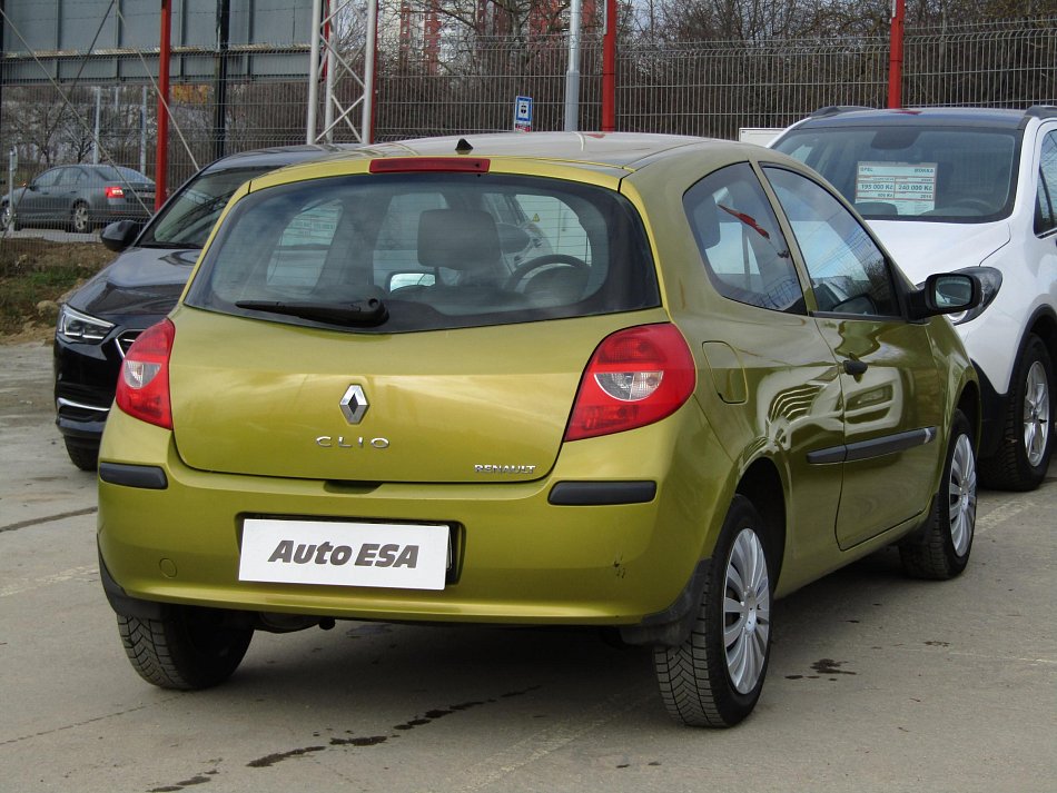 Renault Clio 1.2i 