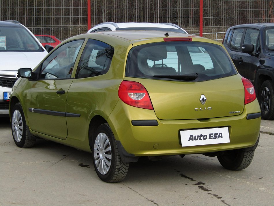 Renault Clio 1.2i 