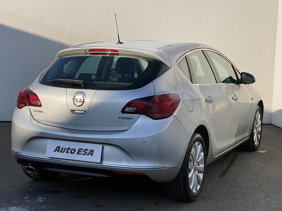 Opel Astra 1.4 T Innovation