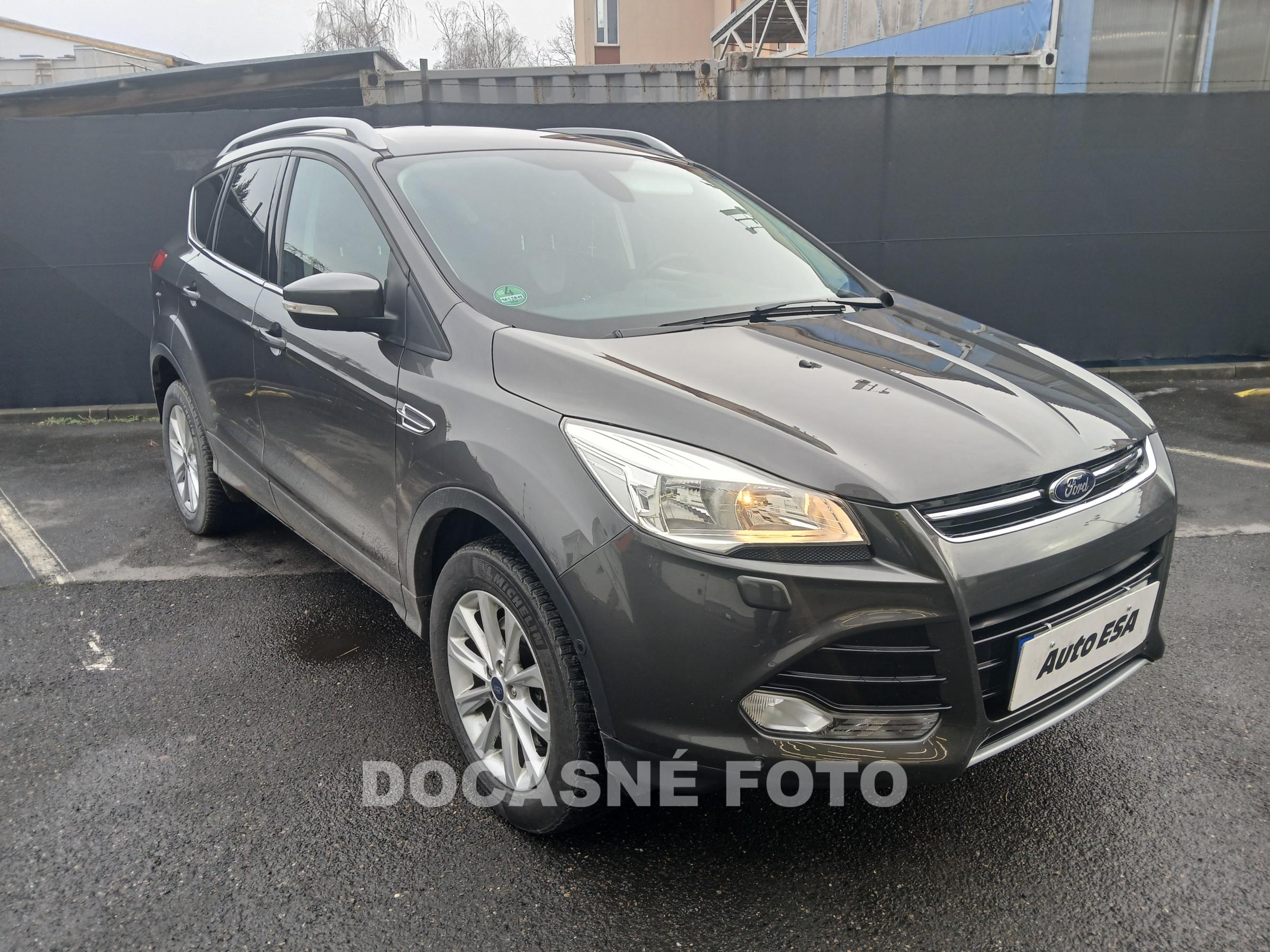 Ford Kuga, 2015