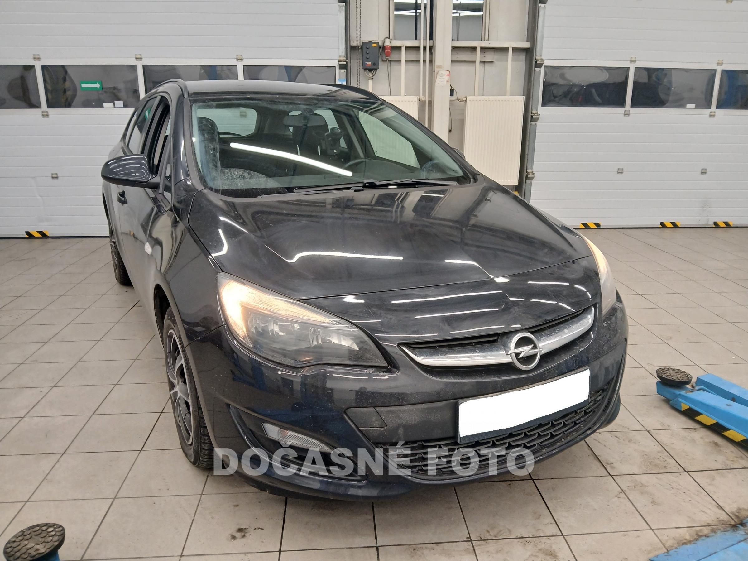 Opel Astra, 2014