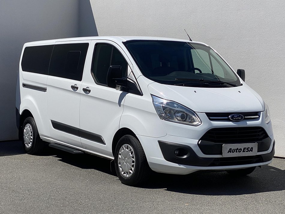 Ford Tourneo Custom 2.2TDCi Trend L2 9míst