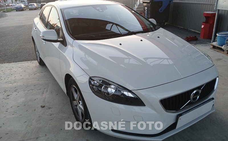 Volvo V40 2.0D 