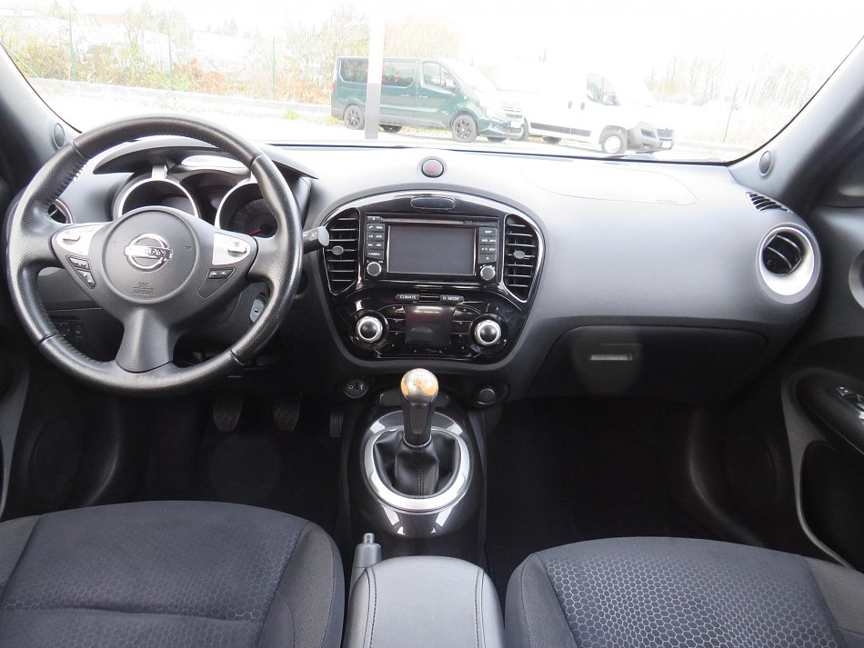 Nissan Juke 1.6i 