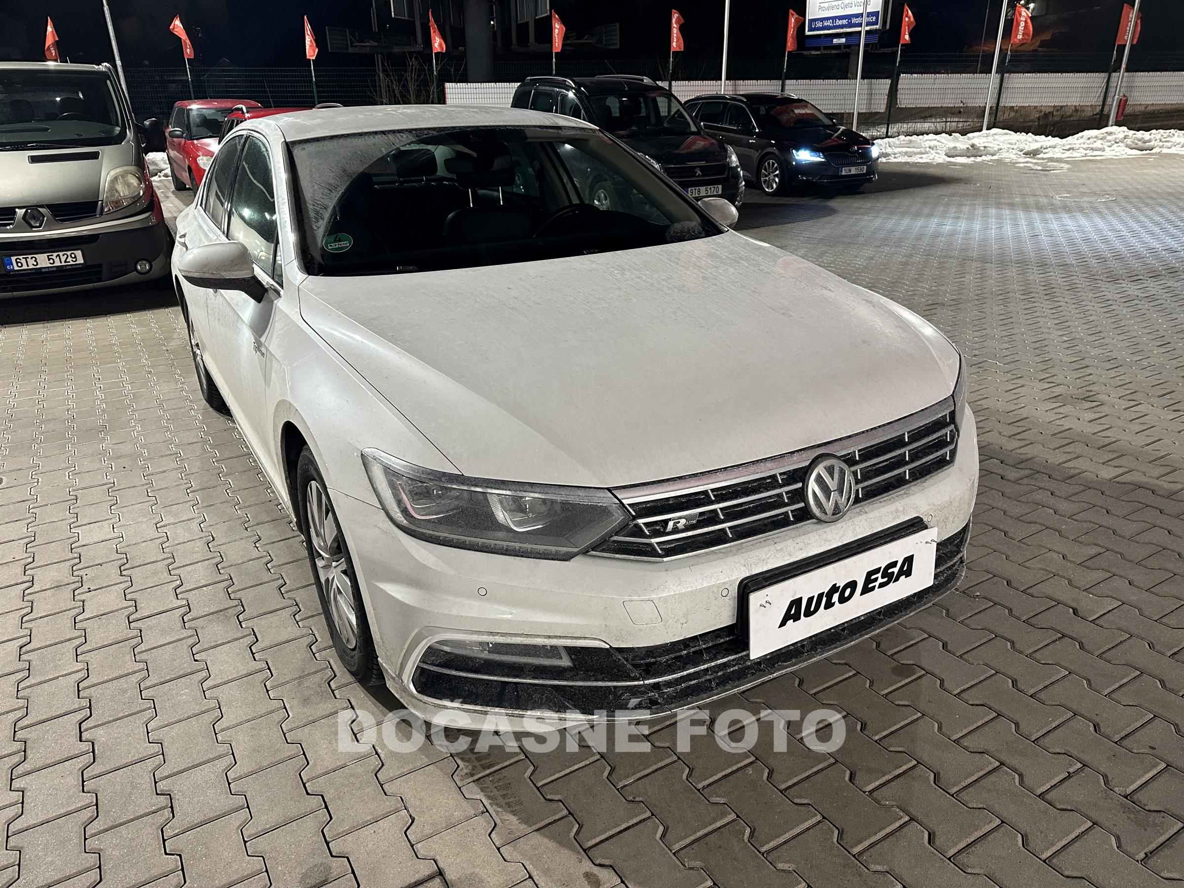 Volkswagen Passat, 2015