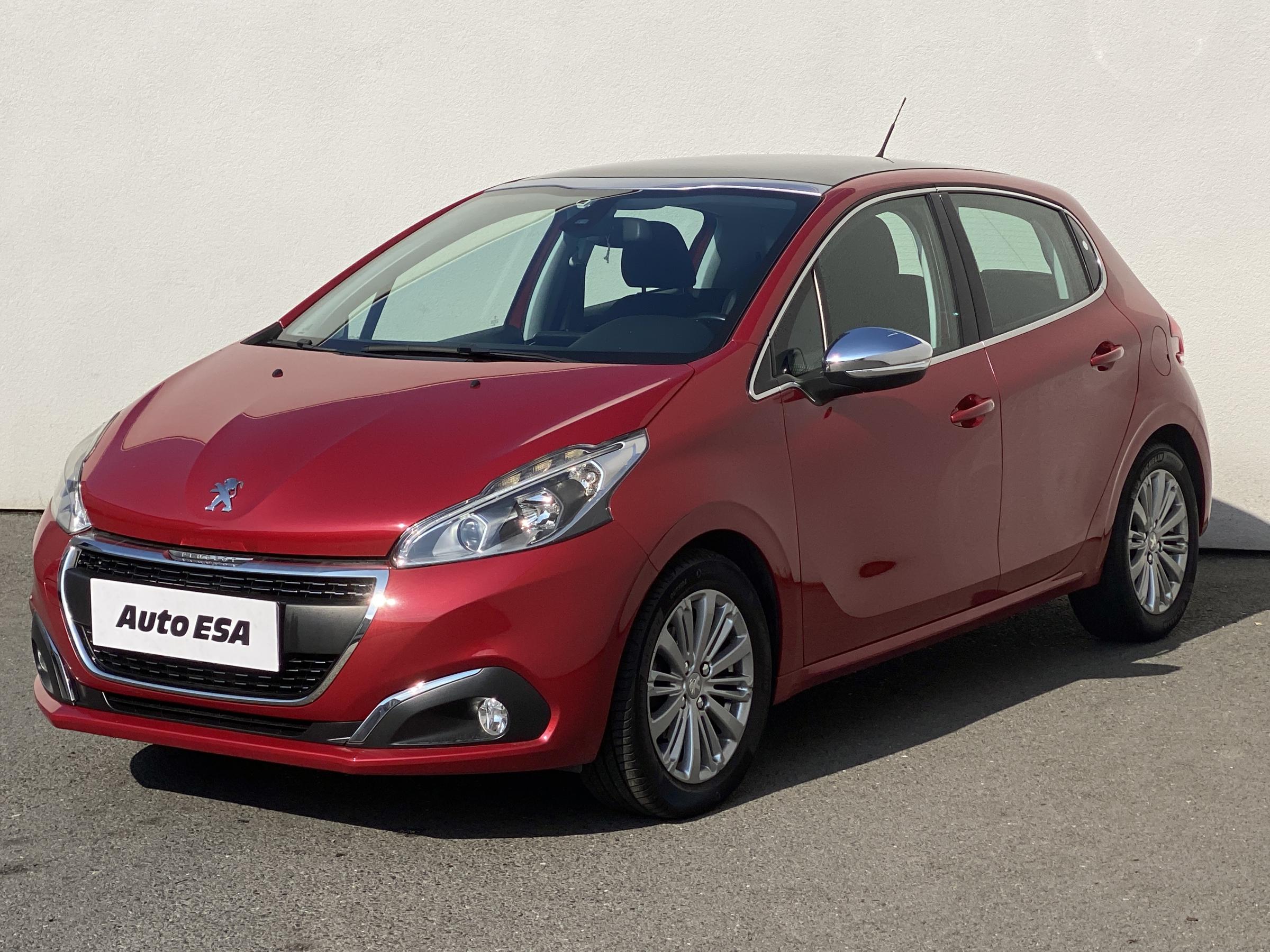 Peugeot 208, 2015 - pohled č. 3