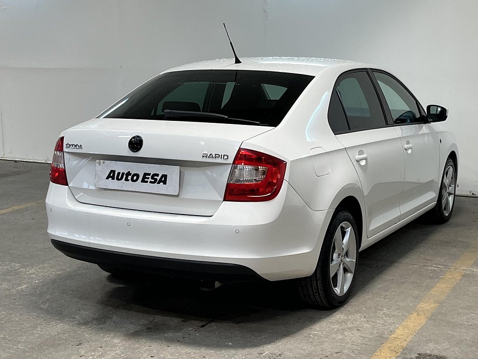 Škoda Rapid 1.6 TDi Elegance