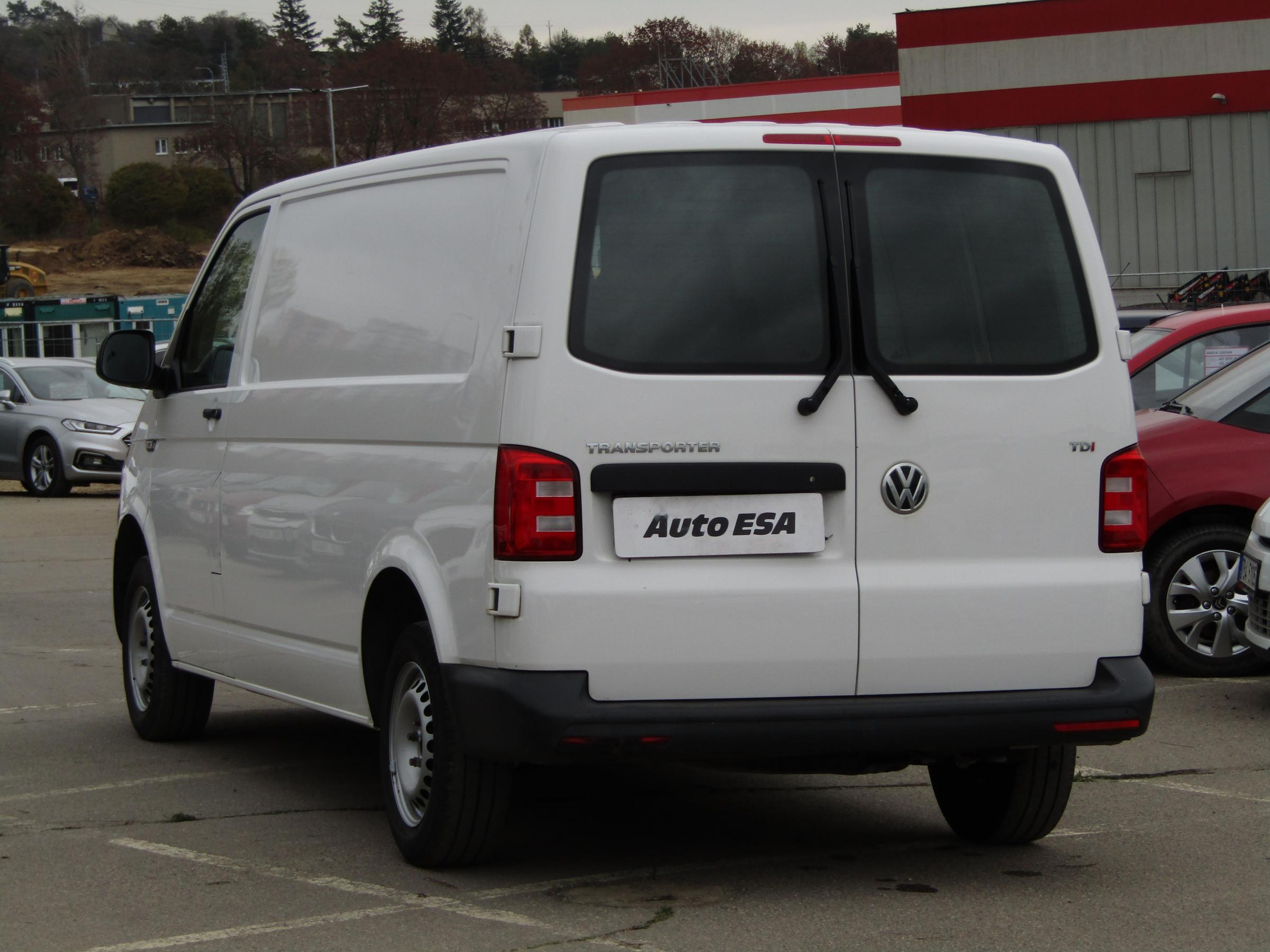 Volkswagen Transporter, 2016 - pohled č. 6