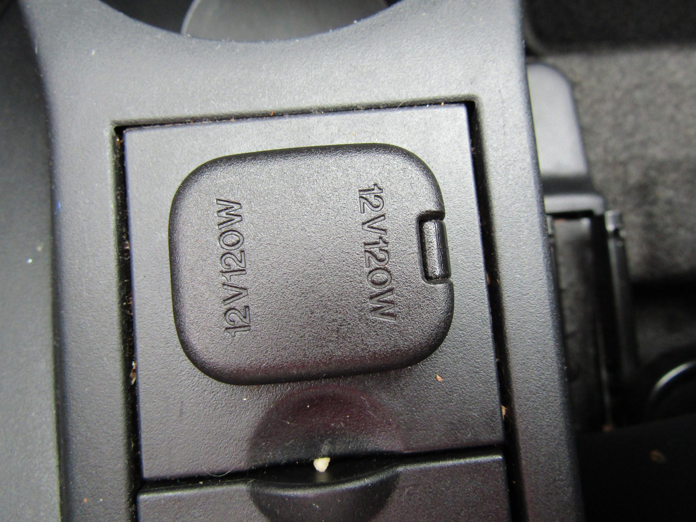 Mazda 2, 2010 - pohled č. 17