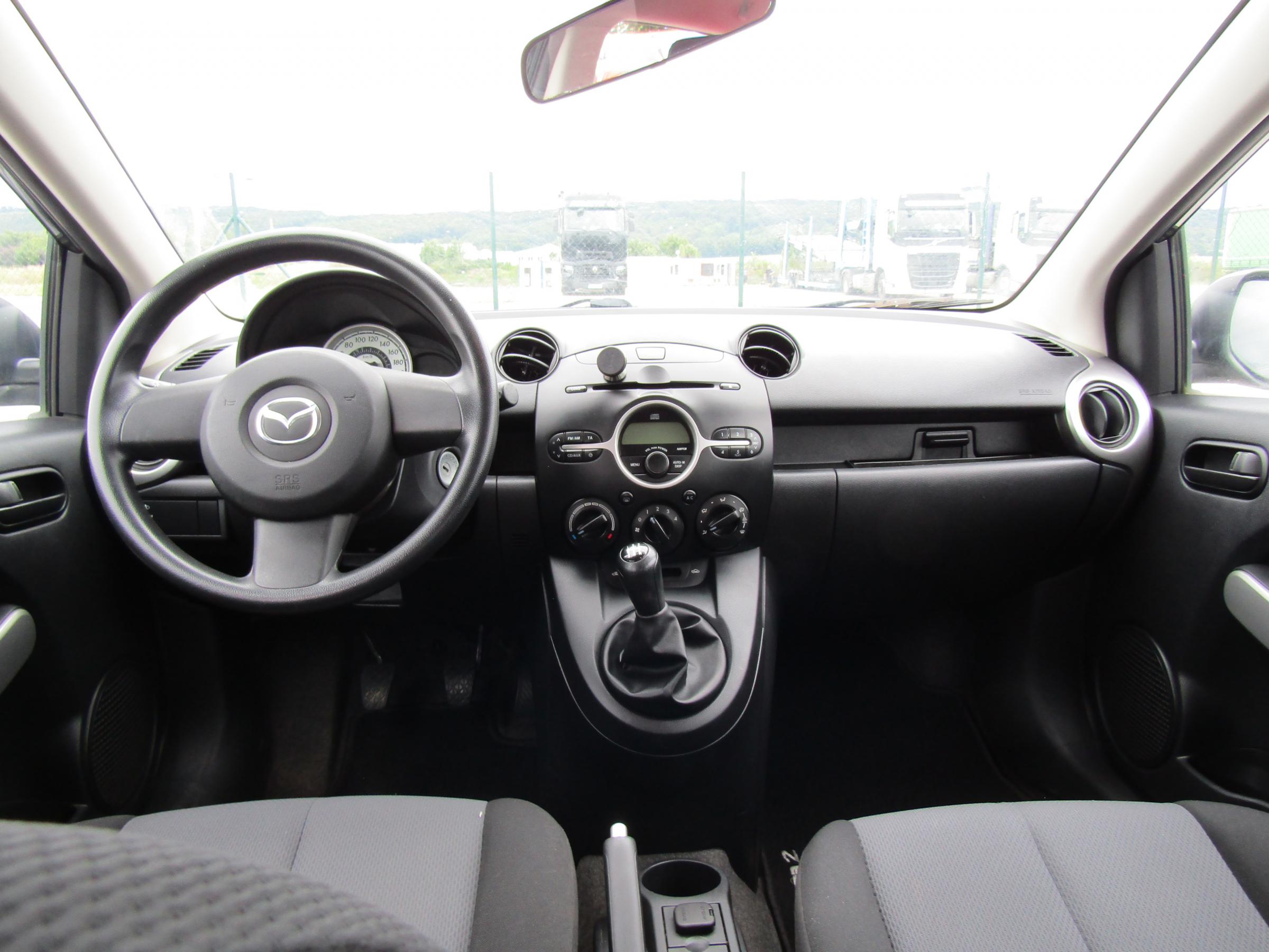 Mazda 2, 2010 - pohled č. 9