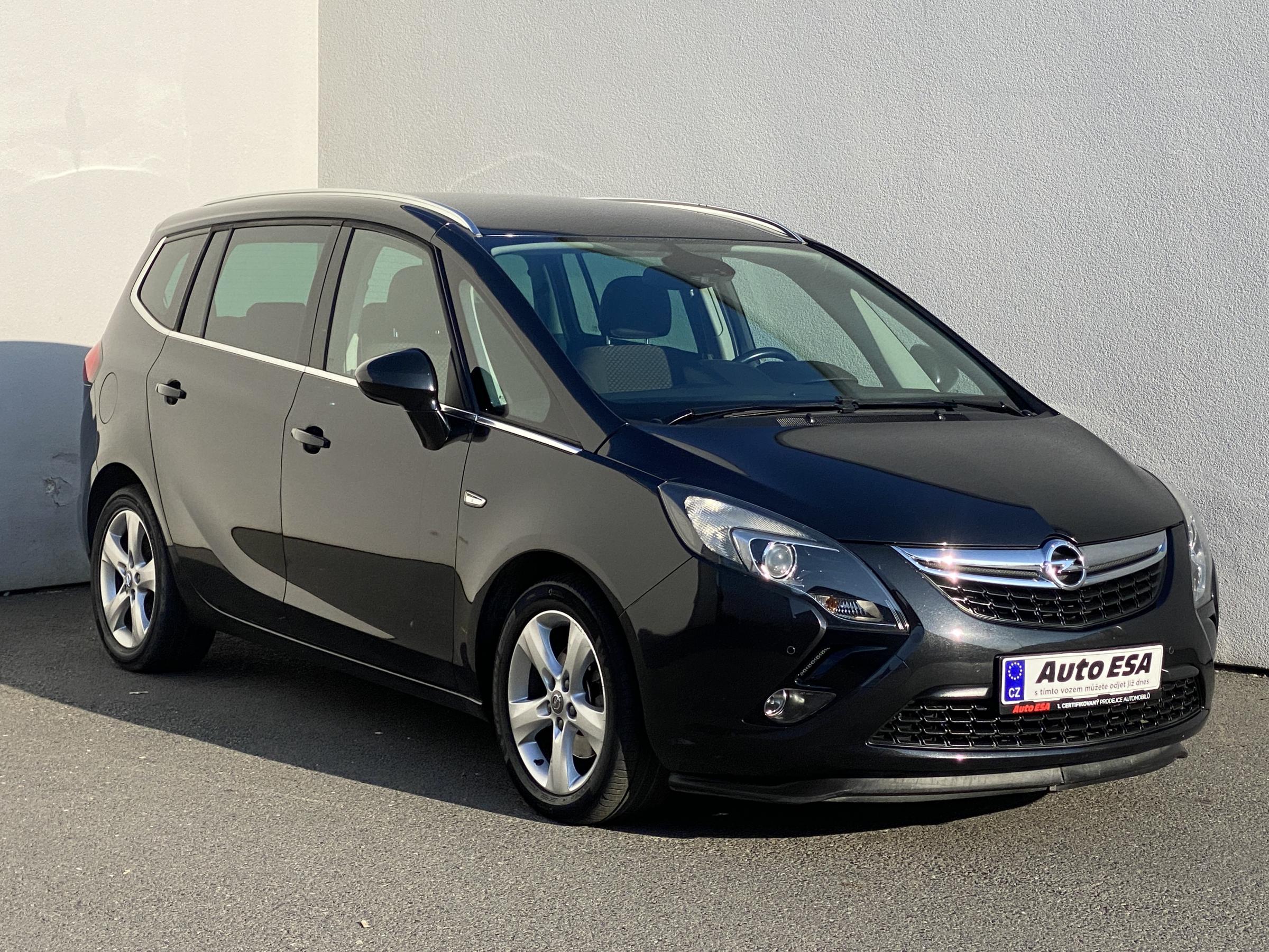 Opel Zafira, 2016 - pohled č. 1