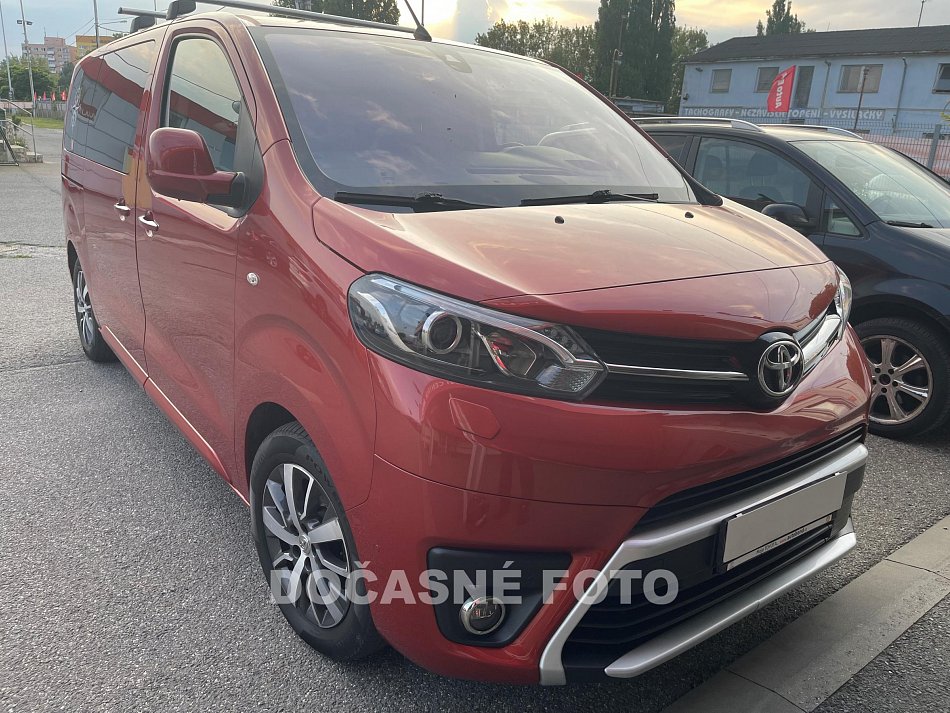 Toyota Proace 2.0D4-D  L2 6míst