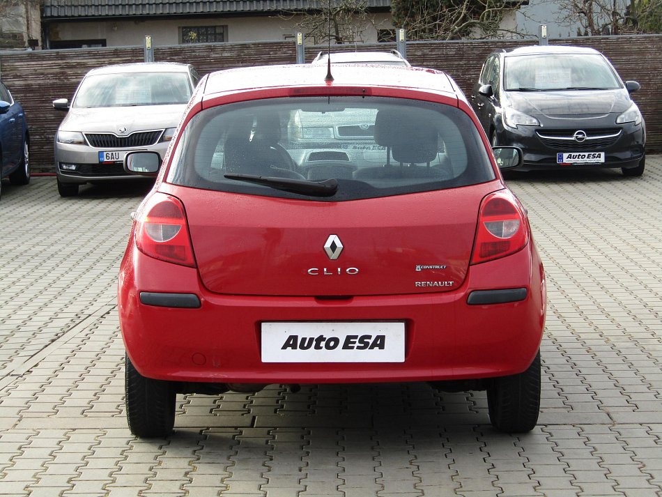 Renault Clio 1.2 16V 