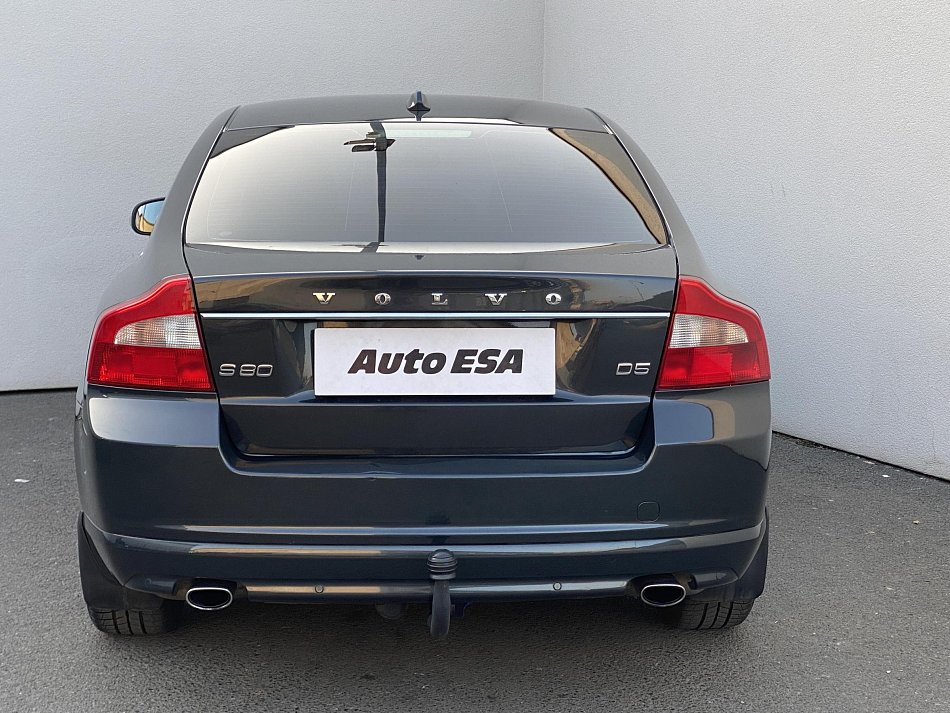 Volvo S80 2.4 D5 