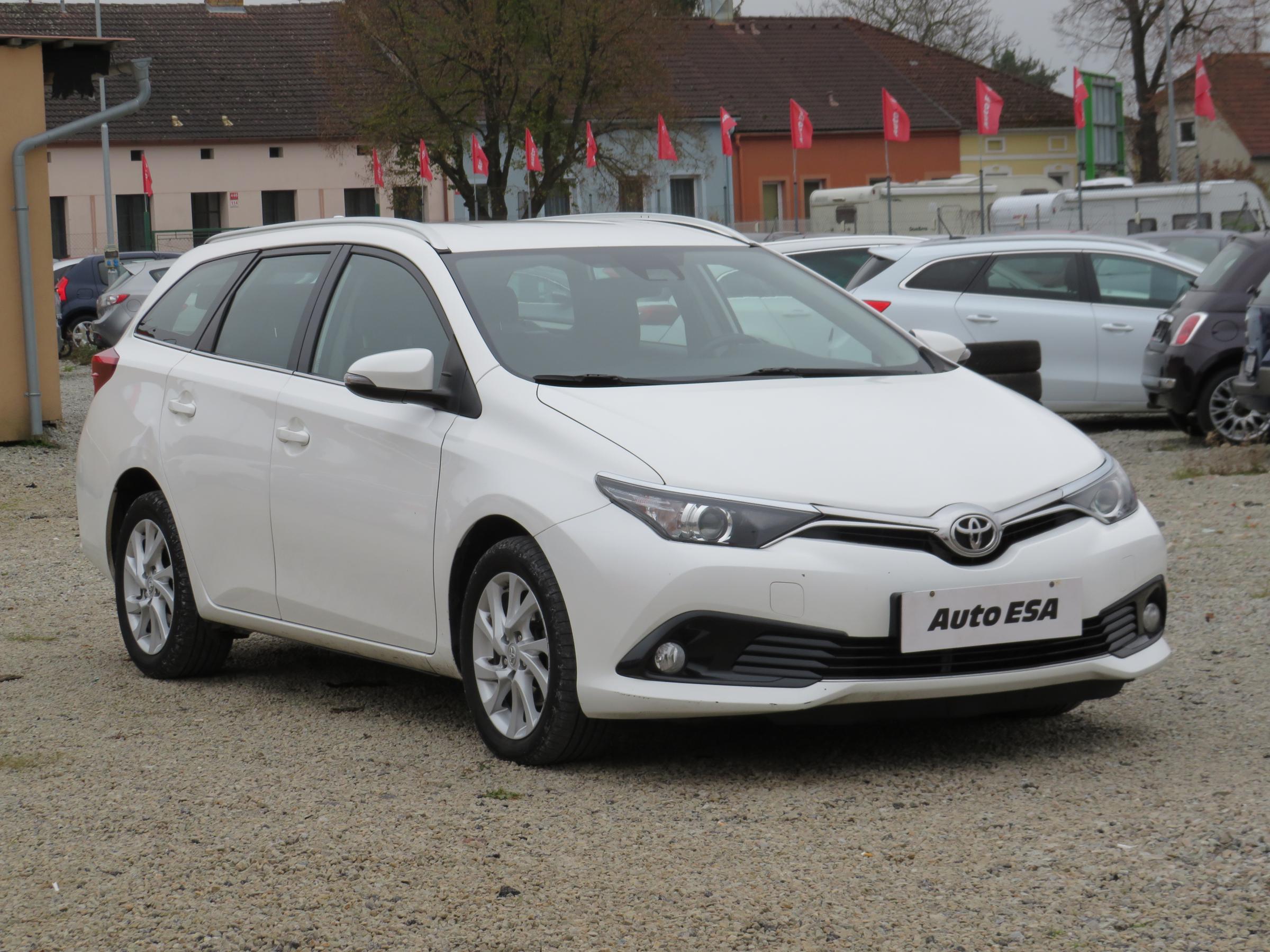 Toyota Auris, 2019 - celkový pohled