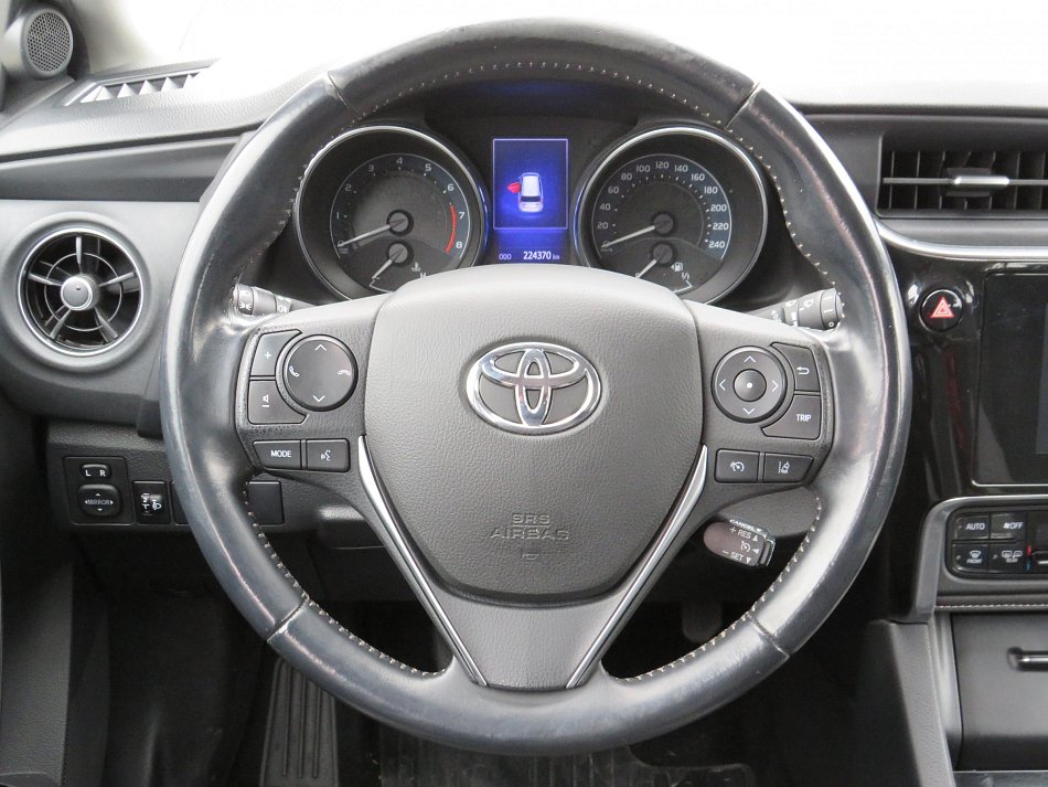 Toyota Auris 1.6 i 