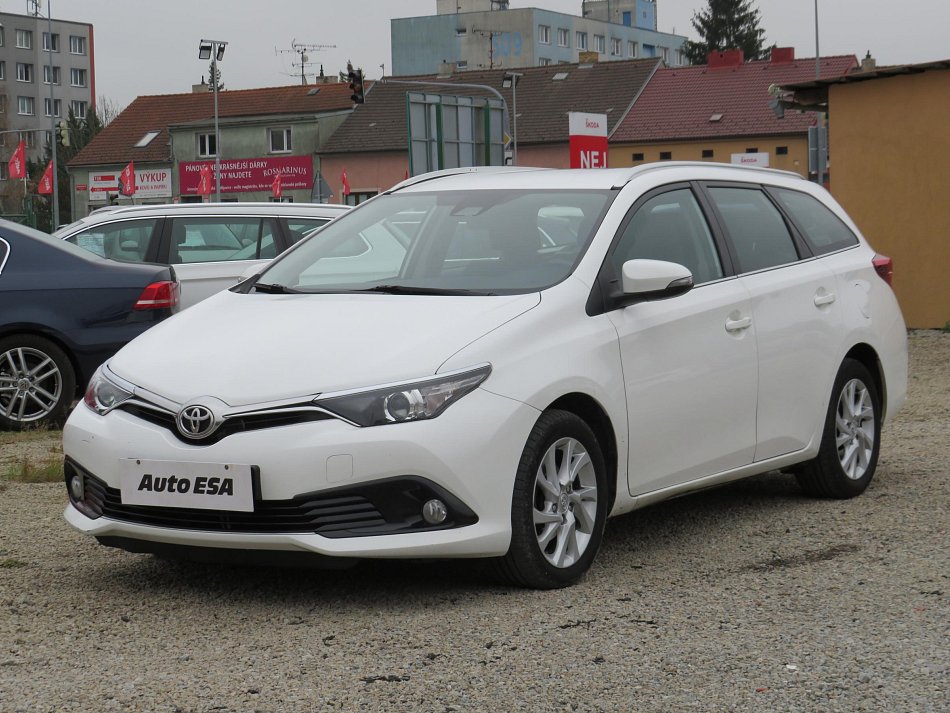 Toyota Auris 1.6 i 