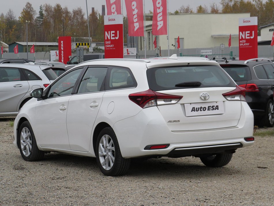 Toyota Auris 1.6 i 