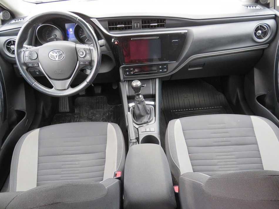 Toyota Auris 1.6 i 