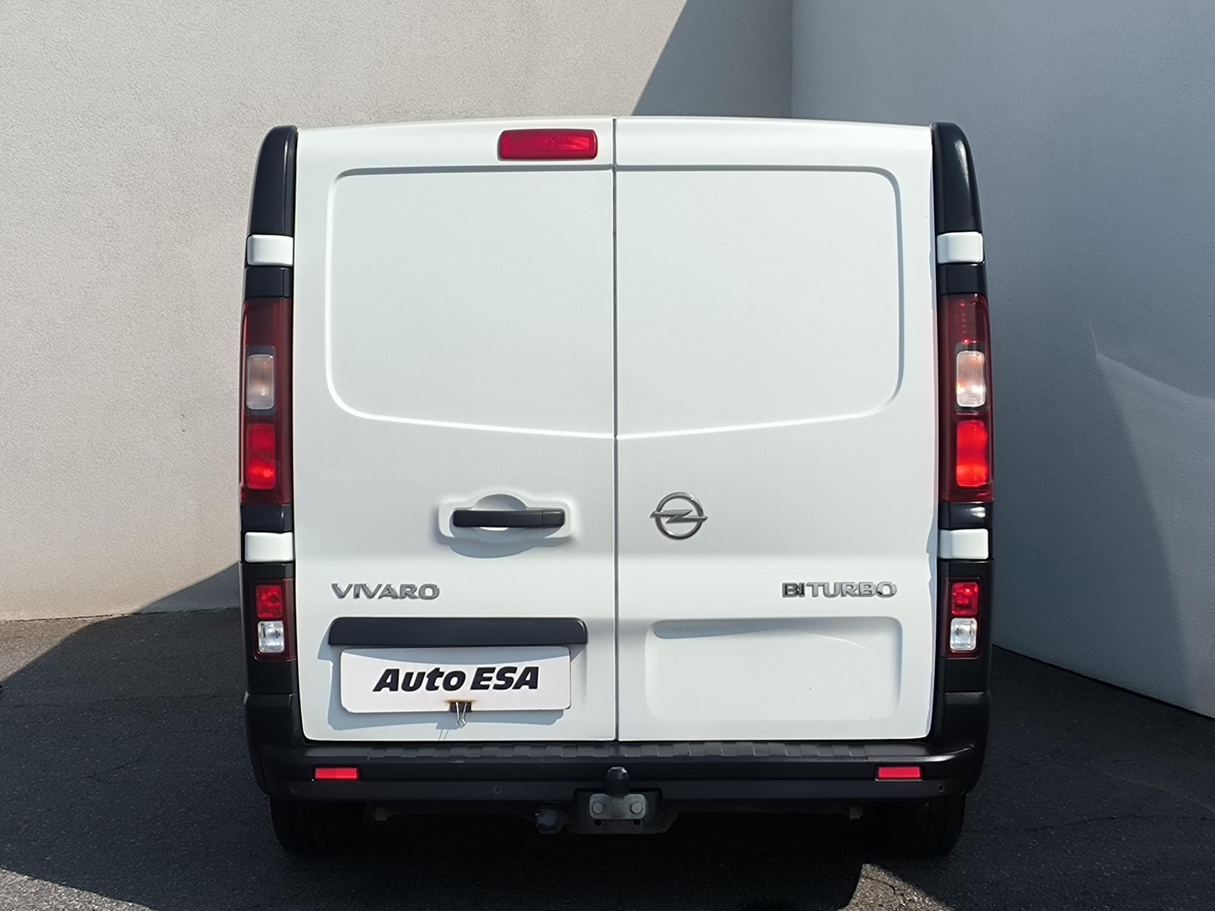 Opel Vivaro, 2018 - pohled č. 5