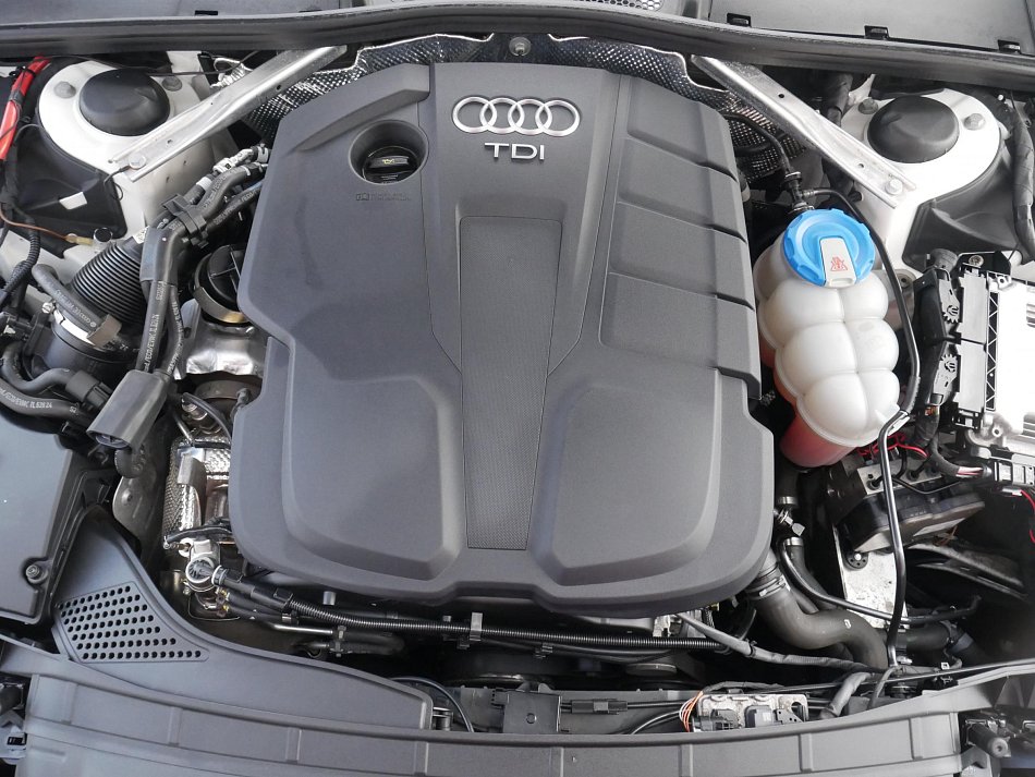 Audi A4 2.0 TDi 