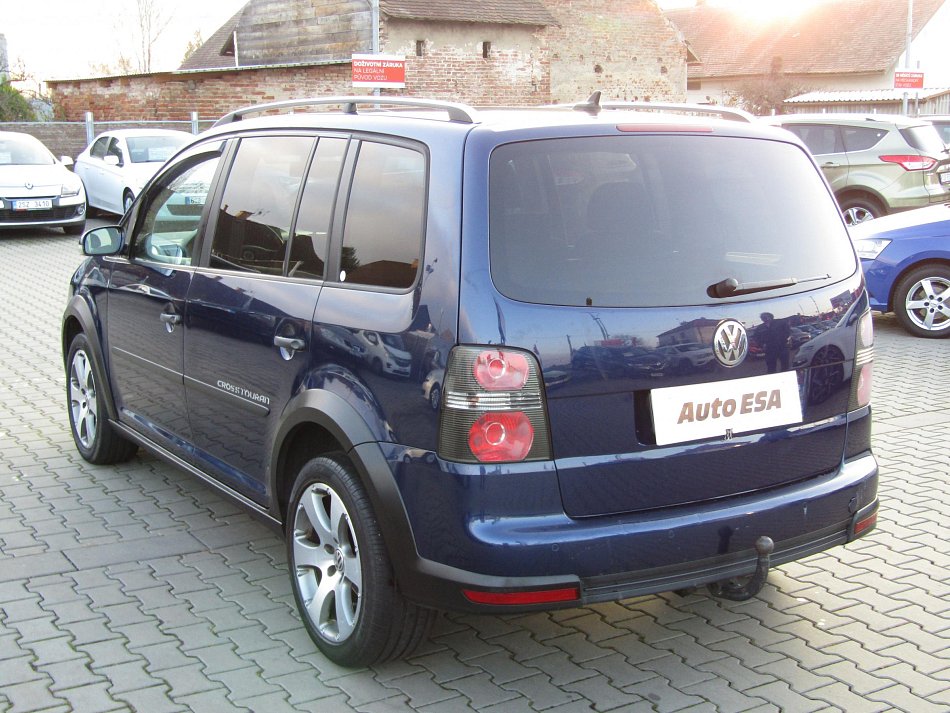 Volkswagen Touran 2.0TDi 