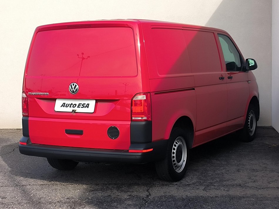 Volkswagen Transporter 2.0TDi  L1H1