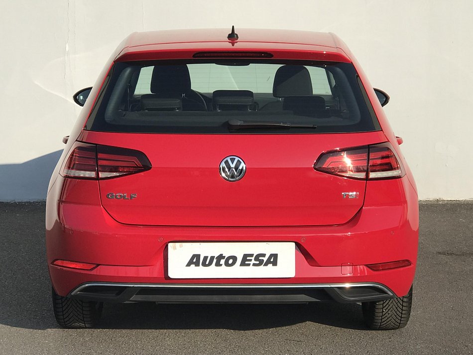 Volkswagen Golf 1.4 TSi 