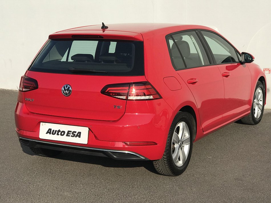 Volkswagen Golf 1.4 TSi 